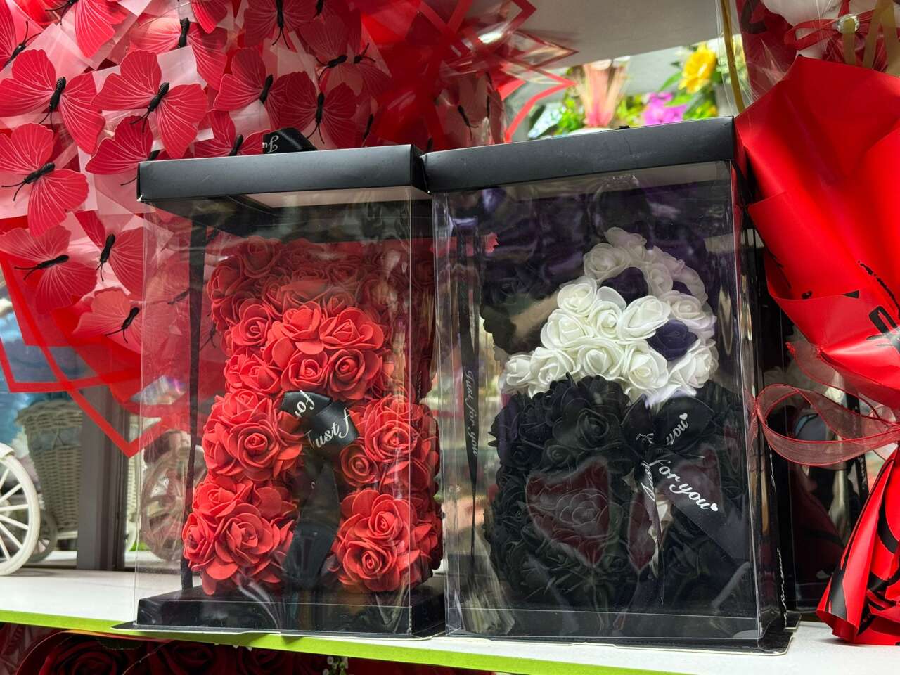 14 Şubat Yoğunluğu Başladı: Menteşe’de Çiçekçilerde Son Durum 11